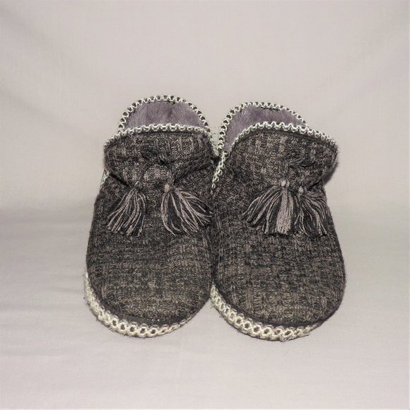Mukluks Amira Cozy gray Fair Isle slippers - Picture 2 of 8